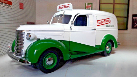 Chevrolet Delivery Truck Van 1939 Krispy Kreme Greenlight 1:24