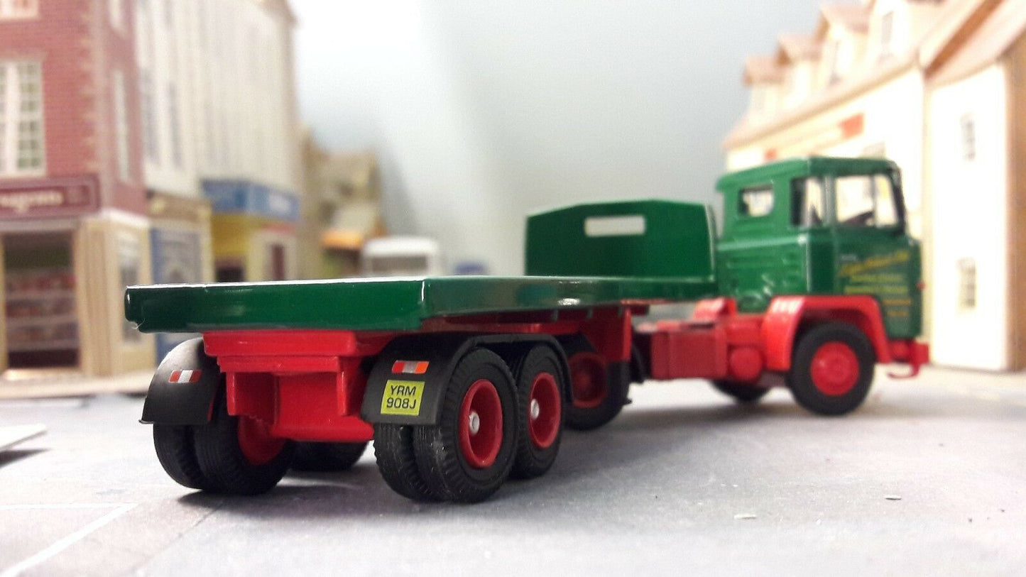 1972 Model Stobart Scania 110 Super Artic Lorry & Trailer Hornby 1:76 OO/00