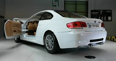 BMW 2006 M3 série 3 73347 Motormax 1:24
