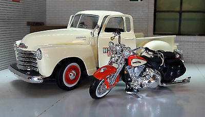 Chevy 3100 1950 &amp; Harley Davidson FLSTS Springer Maisto 1:24