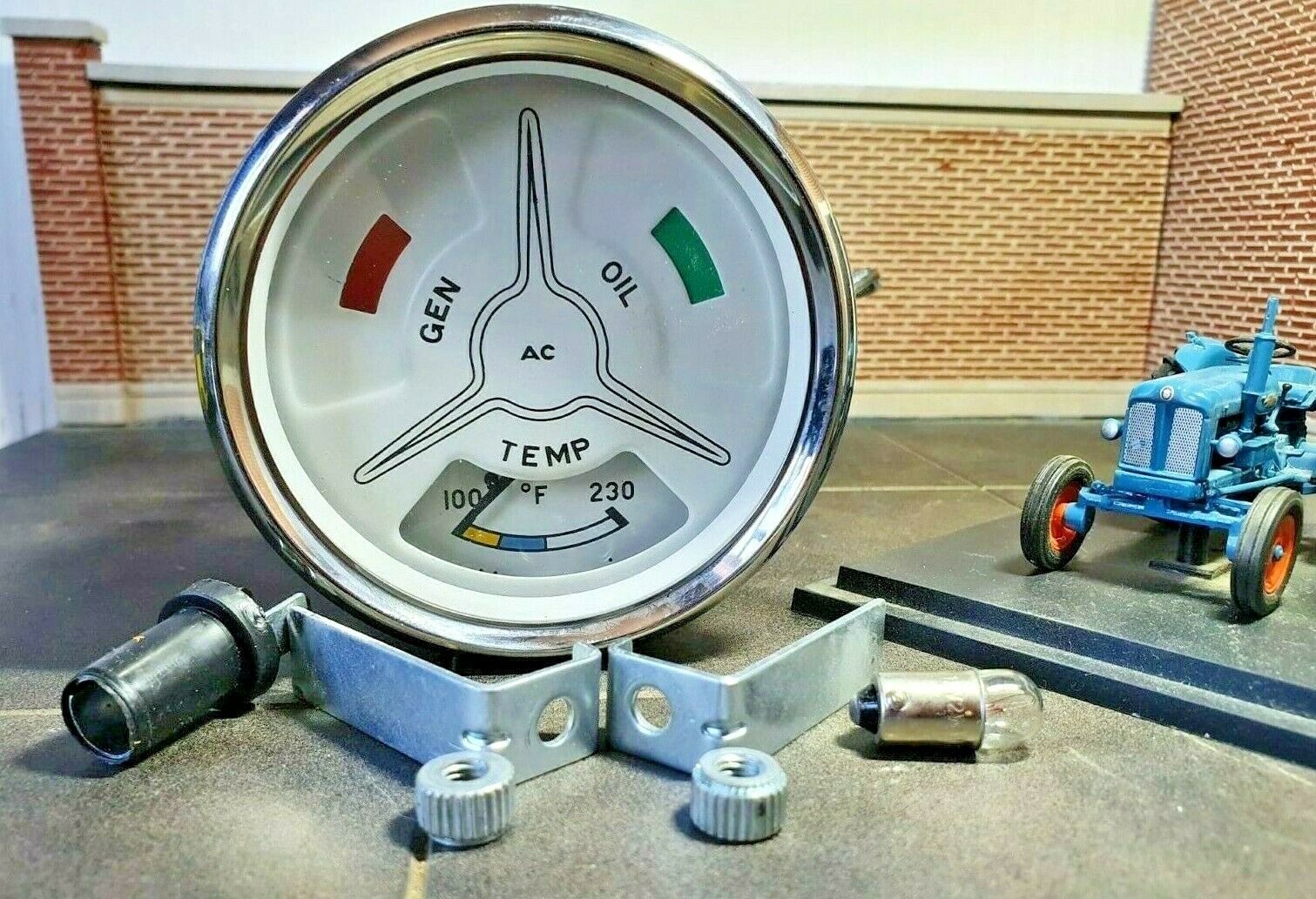 Fordson Power Super Major Tractor Combined Oil Temp Gauge AC Repro Whi ...