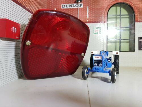 Ford Force Rear Brake Tail Tractor Light RH 3000 4000 5000 81826982 C5NN13404A