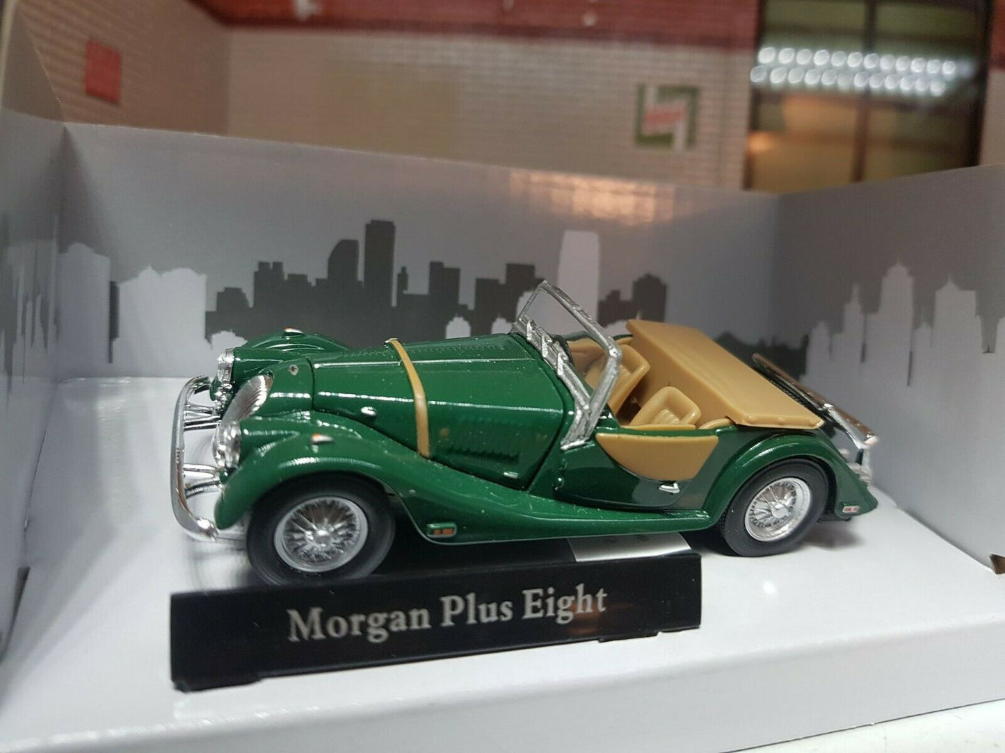 1968 Green Morgan 3.5 Rover V8 Plus +8  1:43