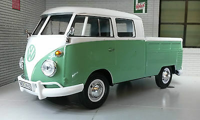 Volkswagen 1962 T1 Typ 2 Double Cab Pickup 79343 Motormax 1:24