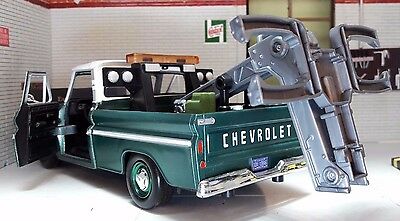 Chevrolet C-10 Fleetside 1966 Wrecker Tow Truck 75430 Motormax 1:24