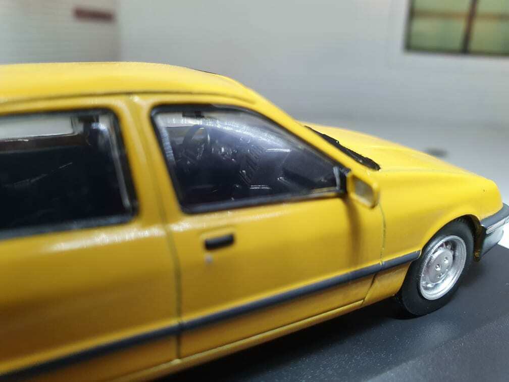 Ford Sierra Ghia 1.6 2.0 Mk1 Yellow 1984 Hatchback Demag 1:43
