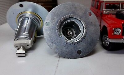 Lucas L594 Type Sidelight / Indicator Single Pole Bulb Holder