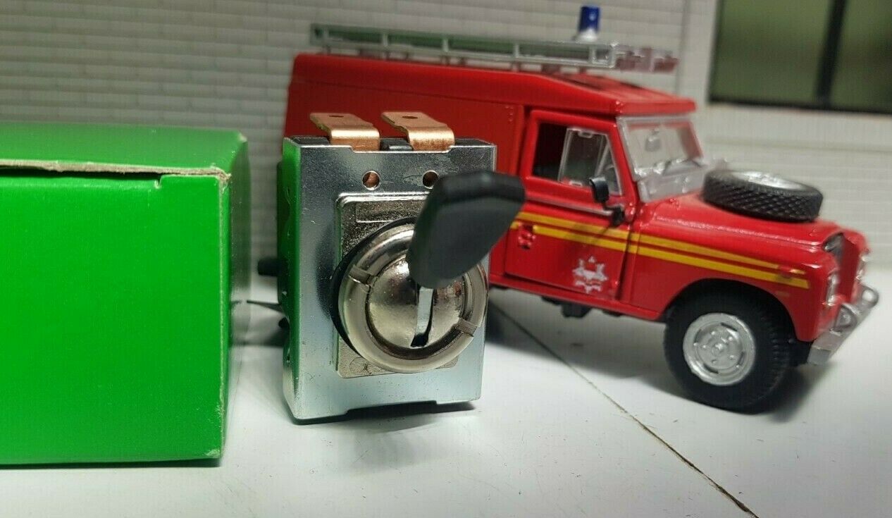 Classic Lucas 57SA Indicator Switch – Off/On Lever Toggle – Vintage Car Part (UK Made)