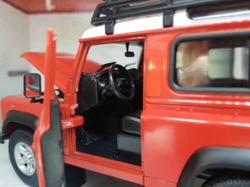 Land Rover Defender 90 Red TD5/TDCI Welly 1:24