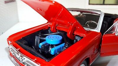 Ford 1964 Mustang Convertible Cabrio 73212 Motormax 1:24