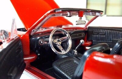 Ford 1964 Mustang Convertible Cabrio 73212 Motormax 1:24