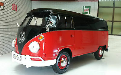 Volkswagen 1962 T1 Typ 2 Splitscreen Kastenwagen 79342 Motormax 1:24