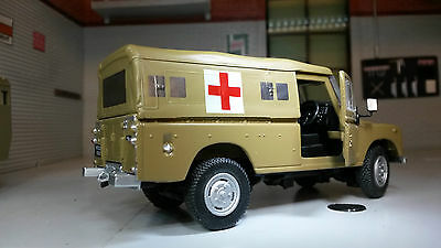 Land Rover Series 2a 3 LWB 109 Army Ambulance Cararama 1:43