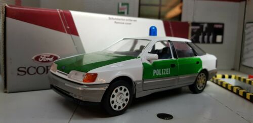 Ford Granada Scorpio Ghia Police Polezei Schabak 1:24/25