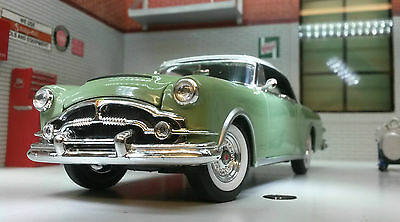 Packard 1953 Caribbean 24016  Welly 1:24