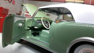 Packard 1953 Caribbean 24016  Welly 1:24