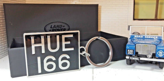 Land Rover Series 1 70th Anniversary Quality Enamelled Key Ring Fob & Box