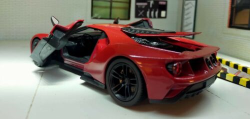 Ford 2017 GT Le Mans GT40 24082 Welly 1:24