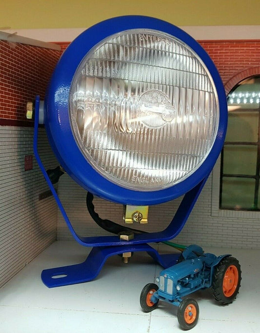 Fordson Dexta Major Super Blue Butlers Tracteur Charrue Lampe de travail Lumière et interrupteur
