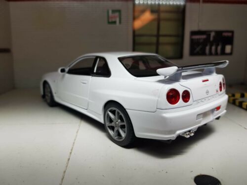 Nissan 1999 Skyline R34 GT-R Welly 1:24