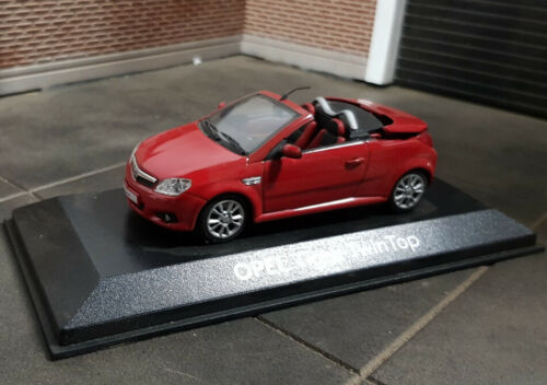 Vauxhall Tigra Opel Twin Top Convertible 1:43 Scale Model Red Cabrio Diecast Car