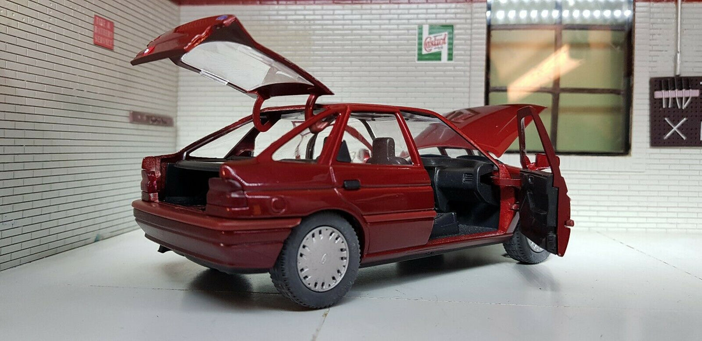 Ford Escort Ghia Mk5 Red Schabak 1:24