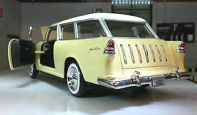 Chevrolet 1955 Bel Air Nomad Hard Top 73248 Motormax 1:24