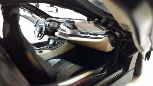 Prise hybride BMW i8 1:24, noir mat, Rastar moulé sous pression, modèle détaillé à l'échelle 56500