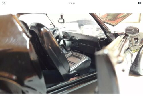 Pontiac 1973 Firebird TRANS AM Noir V8 73243 Motormax 1:24