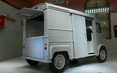 Citroën H Type 1947-1981 Fourgon 24019 Welly 1:24/1:27