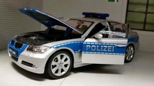 1:24 BMW Police 3 Series 330i 22465 Detailed Welly Polizei G LGB Scale Car Model
