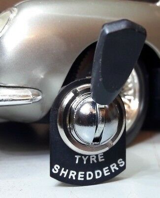 James Bond Aston Martin Spectre Tire Shredders Kippschalter RTC430 Armaturenbrett