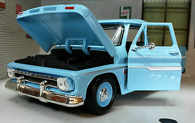 Chevrolet 1966 C-10 Fleetside Pickup Truck 73200 Motormax 1:24