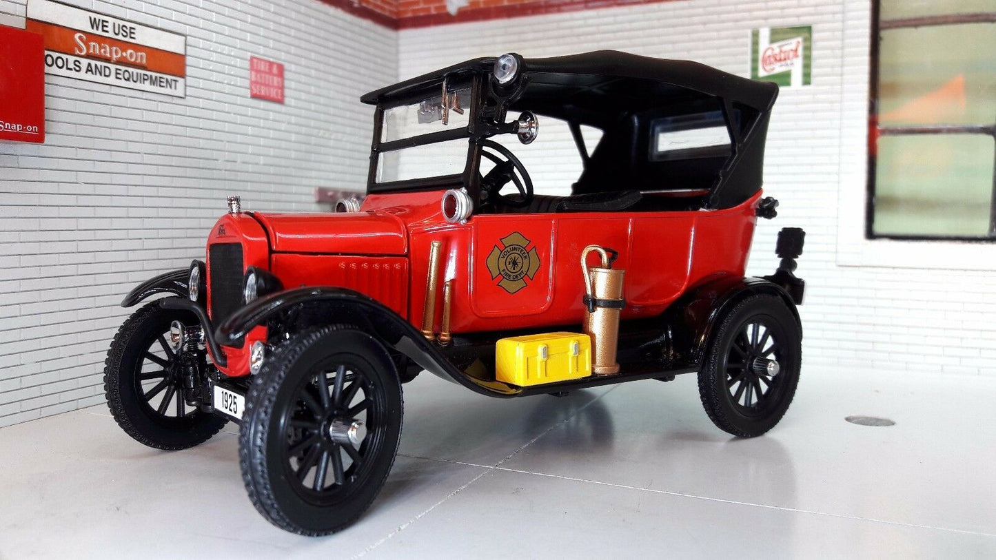Ford Model T 1925 Fire Engine Sunstar 1:24
