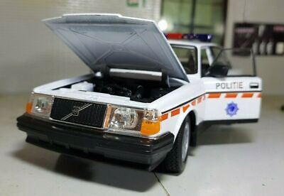 1:24 Volvo 240 Police Danish Denmark DL GL 1986 Welly Diecast Scale Model Car