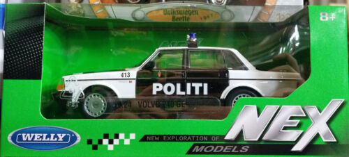 1:24 Volvo 240 Police norvège norvégien DL GL 1986 Welly moulé sous pression modèle de voiture