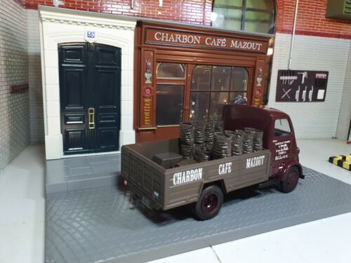 Peugeot DMA Coal Lorry 1941 with Cafe Diorama 1:43