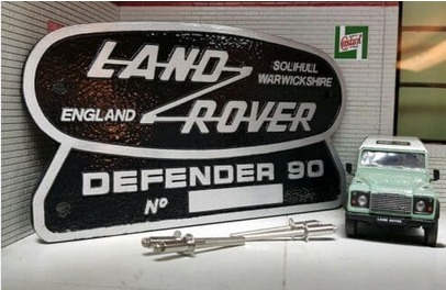 Land Rover Defender 90 Heritage Ltd Edition Cast Aluminium Grill/Tub Badge